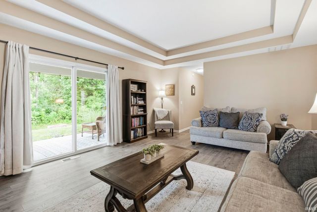 2195 Henry V Crossing, Fort Wayne, IN 46818
