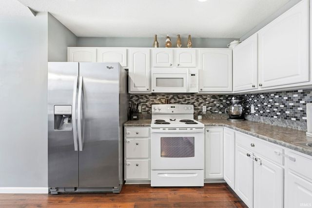 2195 Henry V Crossing, Fort Wayne, IN 46818