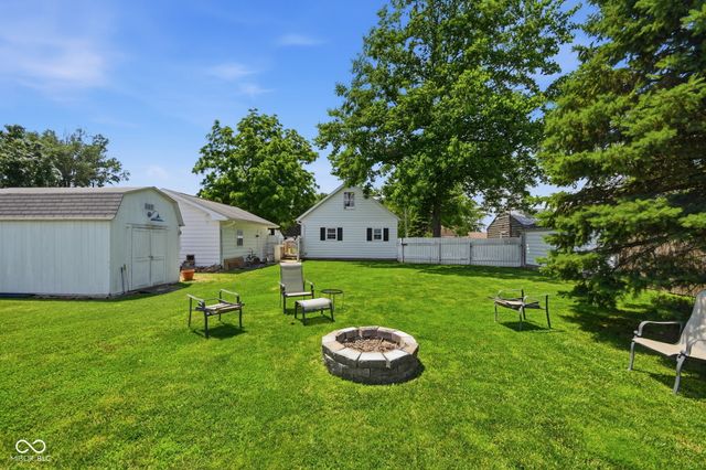 1605 N Harrison Street, Alexandria, IN 46001