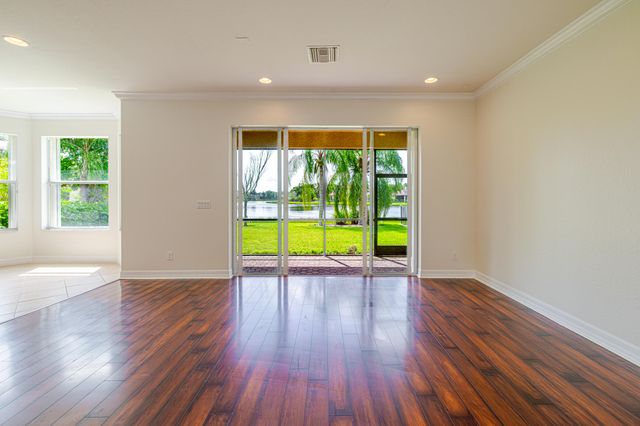 10310 Carolina Willow Drive, Fort Myers, FL 33913