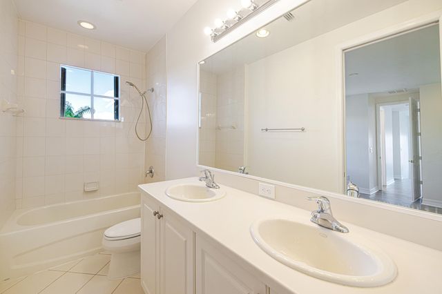 10310 Carolina Willow Drive, Fort Myers, FL 33913