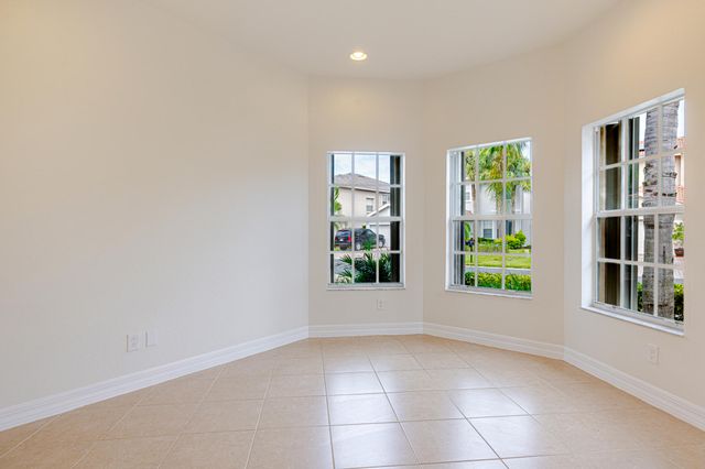 10310 Carolina Willow Drive, Fort Myers, FL 33913