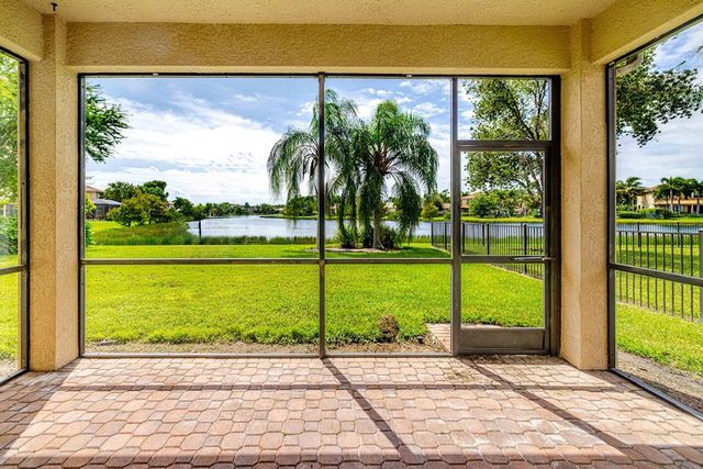10310 Carolina Willow Drive, Fort Myers, FL 33913