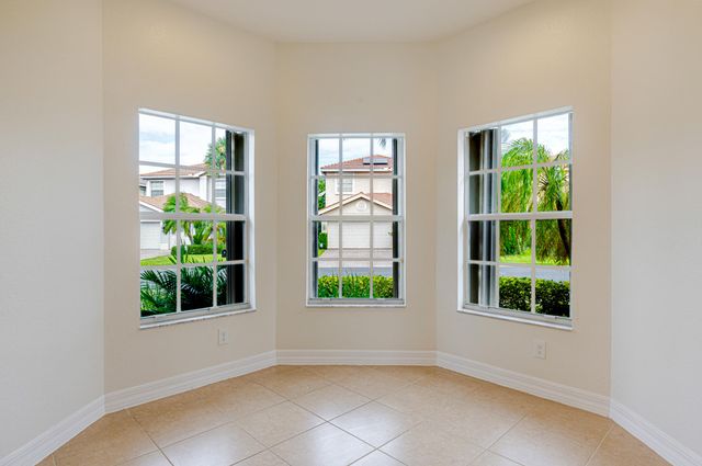 10310 Carolina Willow Drive, Fort Myers, FL 33913