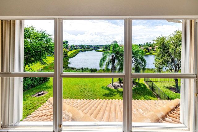 10310 Carolina Willow Drive, Fort Myers, FL 33913