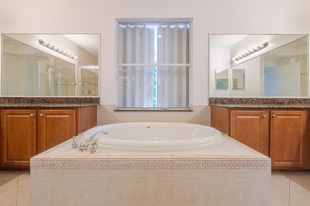 10310 Carolina Willow Drive, Fort Myers, FL 33913