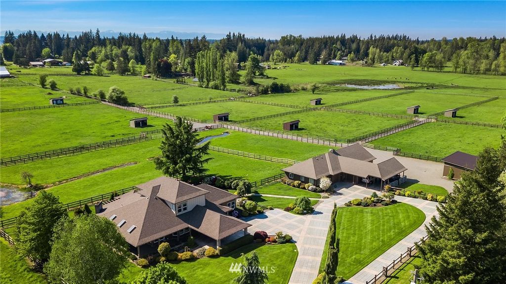 Image 1 of property listing at 36809 204th Avenue SE, Auburn, WA 98092