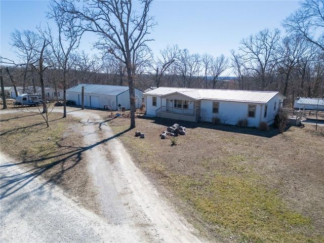 218 SE 10212P Lane, Deepwater, MO 64740