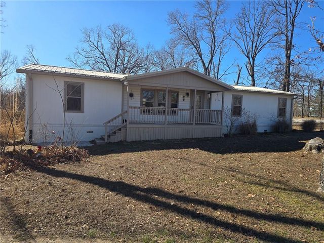 218 SE 10212P Lane, Deepwater, MO 64740
