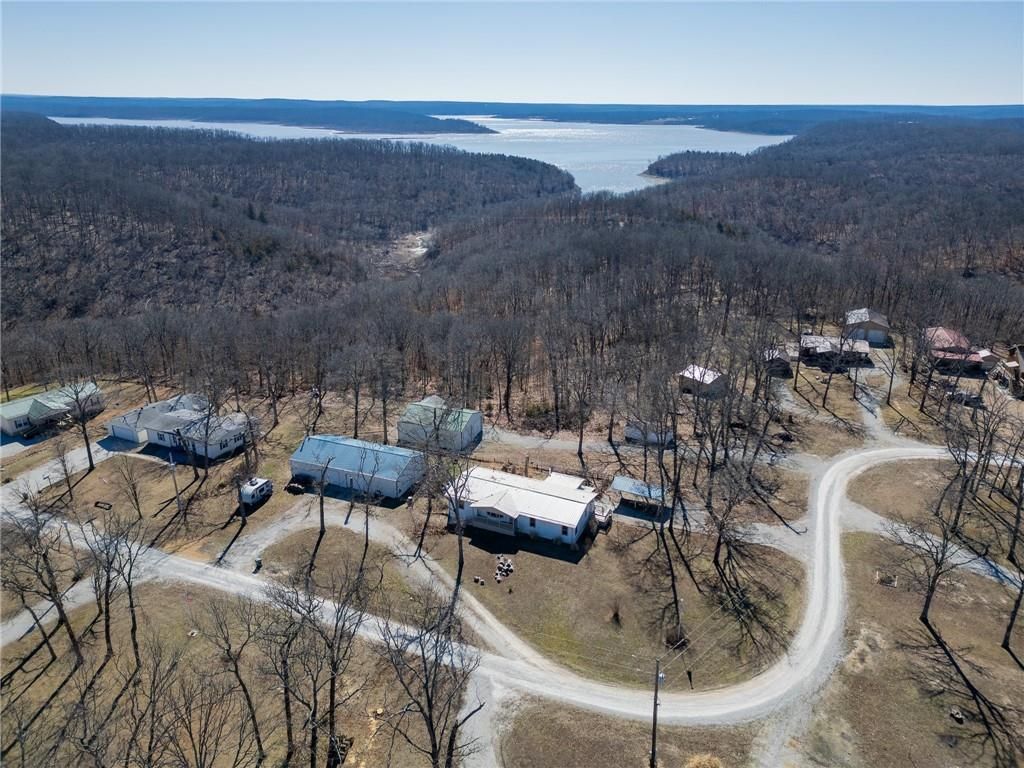 218 SE 10212P Lane, Deepwater, MO 64740