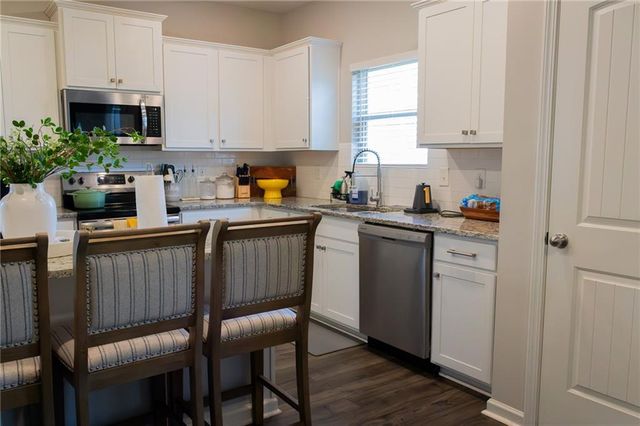17 Belfield Court, Adairsville, GA 30103