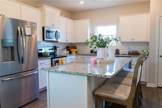 17 Belfield Court, Adairsville, GA 30103
