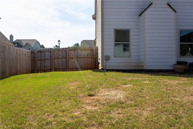 17 Belfield Court, Adairsville, GA 30103