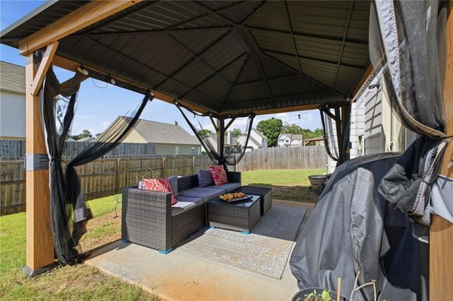17 Belfield Court, Adairsville, GA 30103