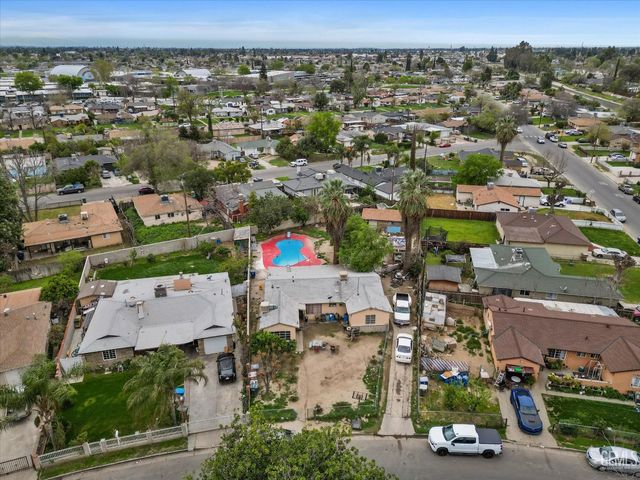 935 Sylvia Drive, Bakersfield, CA 93304