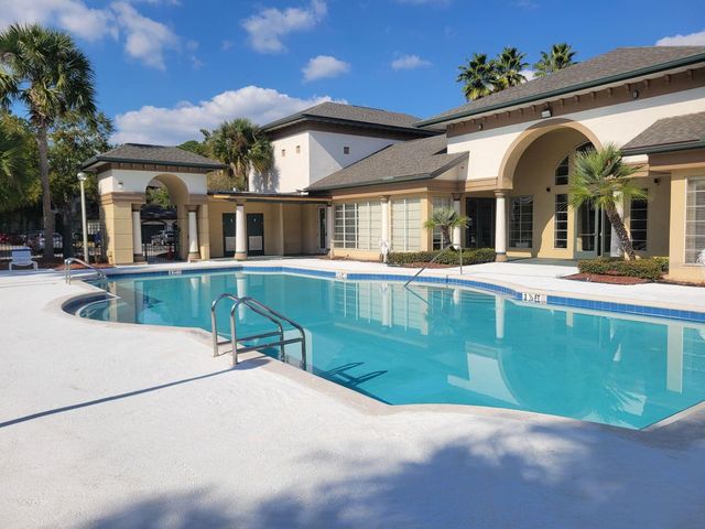 17106 CARRINGTON PARK DRIVE 627, Tampa, FL 33647