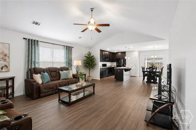 107 Dasher Drive, Springfield, GA 31329
