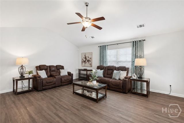 107 Dasher Drive, Springfield, GA 31329