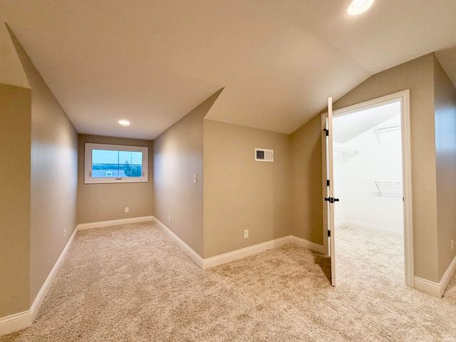 3327 White Oak Trail, Newburgh, IN 47630