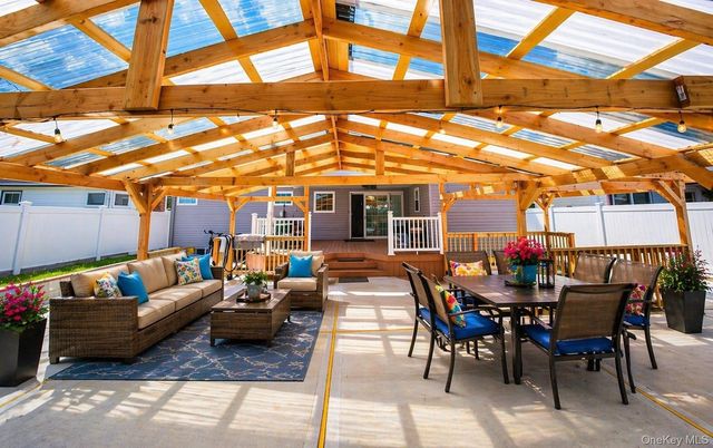 65 Cheshire Road, Bethpage, NY 11714