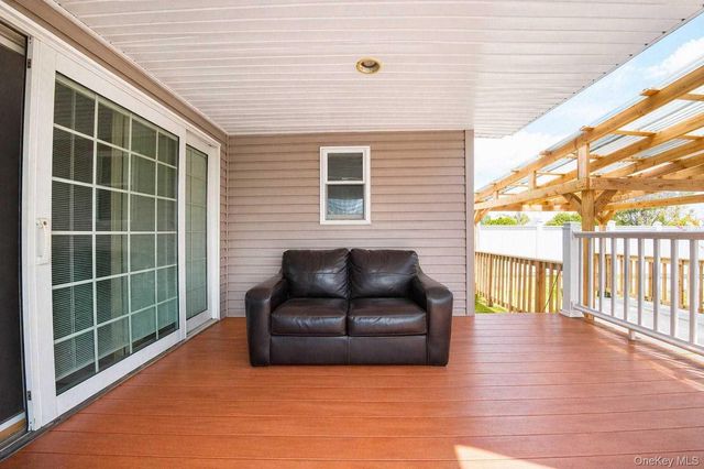 65 Cheshire Road, Bethpage, NY 11714