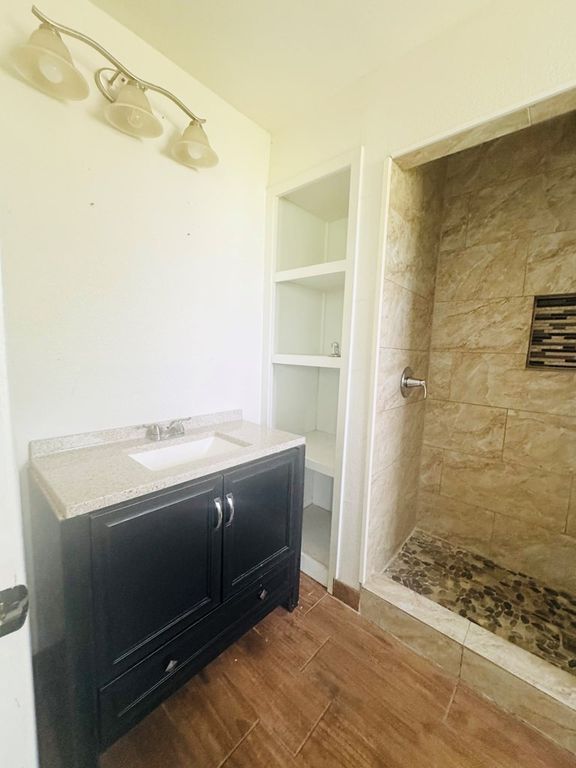 Image 10 of property listing at 3210 Lake Drive, San Angelo, TX 76903