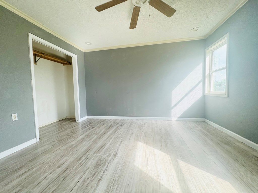 Image 8 of property listing at 3210 Lake Drive, San Angelo, TX 76903