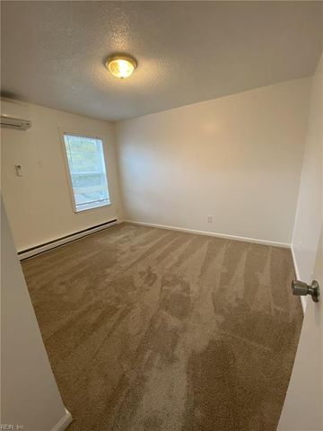 577 W Ocean View Ave Apt 2, Norfolk, VA 23503
