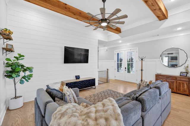 260 Braid Dr, Mount Juliet, TN 37122