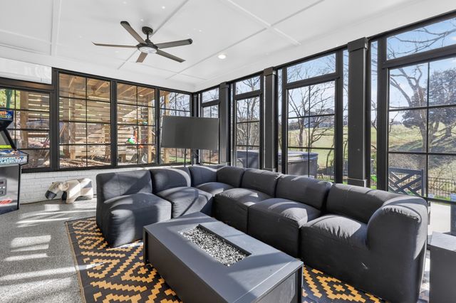 260 Braid Dr, Mount Juliet, TN 37122