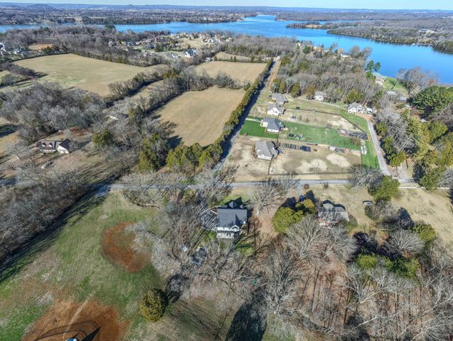 260 Braid Dr, Mount Juliet, TN 37122