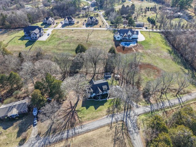 260 Braid Dr, Mount Juliet, TN 37122