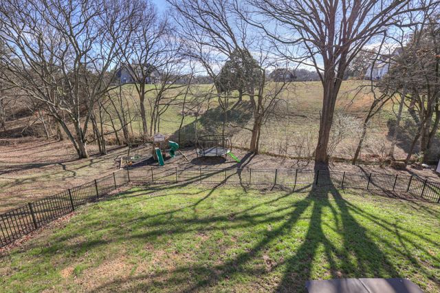 260 Braid Dr, Mount Juliet, TN 37122