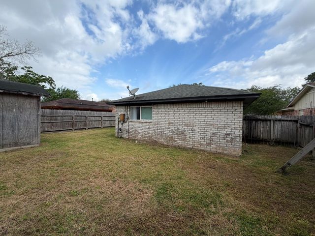 1422 Kappa Street, Pasadena, TX 77504