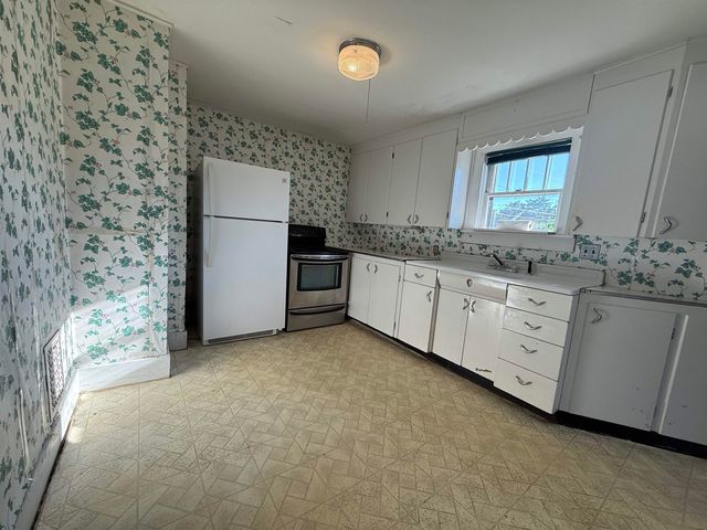 25 Vernon Street, Rutland City, VT 05701