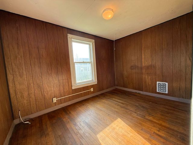 25 Vernon Street, Rutland City, VT 05701