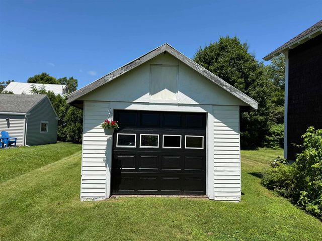 25 Vernon Street, Rutland City, VT 05701
