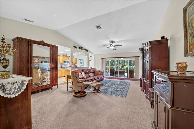 15681 SW 14TH AVENUE ROAD, Ocala, FL 34473