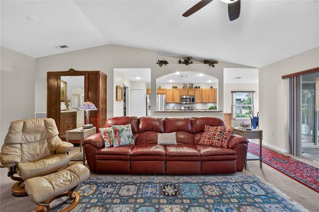 15681 SW 14TH AVENUE ROAD, Ocala, FL 34473