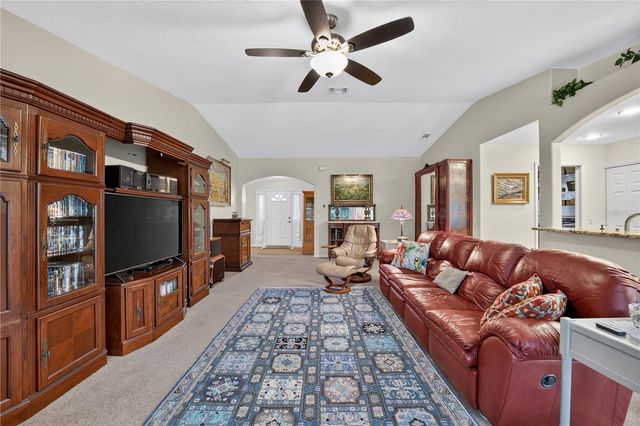 15681 SW 14TH AVENUE ROAD, Ocala, FL 34473