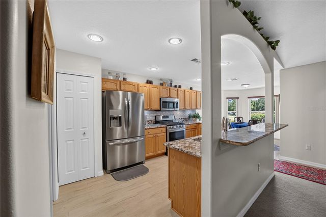 15681 SW 14TH AVENUE ROAD, Ocala, FL 34473