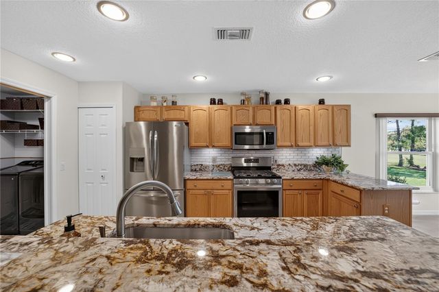 15681 SW 14TH AVENUE ROAD, Ocala, FL 34473