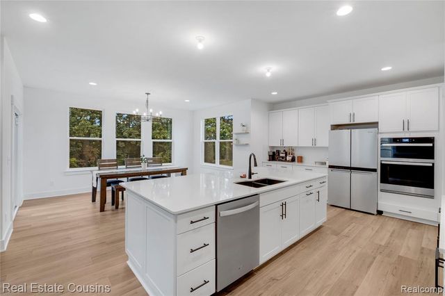 6270 Parker Drive, Linden, MI 48451