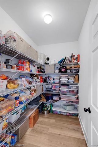 6270 Parker Drive, Linden, MI 48451