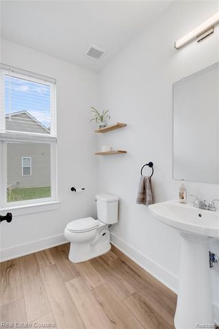 6270 Parker Drive, Linden, MI 48451