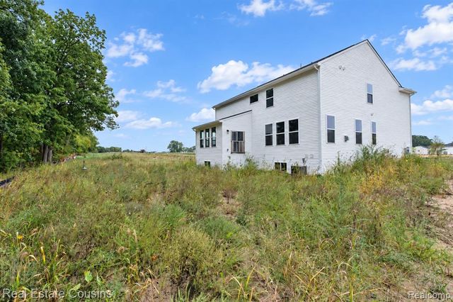 6270 Parker Drive, Linden, MI 48451