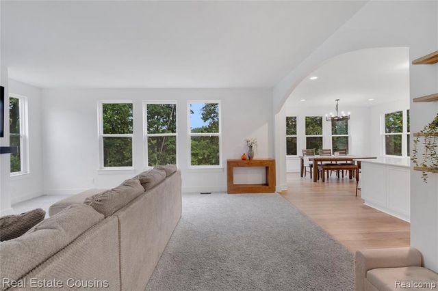6270 Parker Drive, Linden, MI 48451