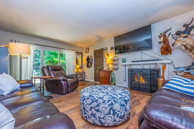 2240 Pleasant Hill Drive, Norton Shores City, MI 49441