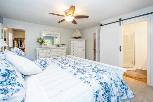 2240 Pleasant Hill Drive, Norton Shores City, MI 49441