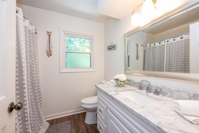 2240 Pleasant Hill Drive, Norton Shores City, MI 49441